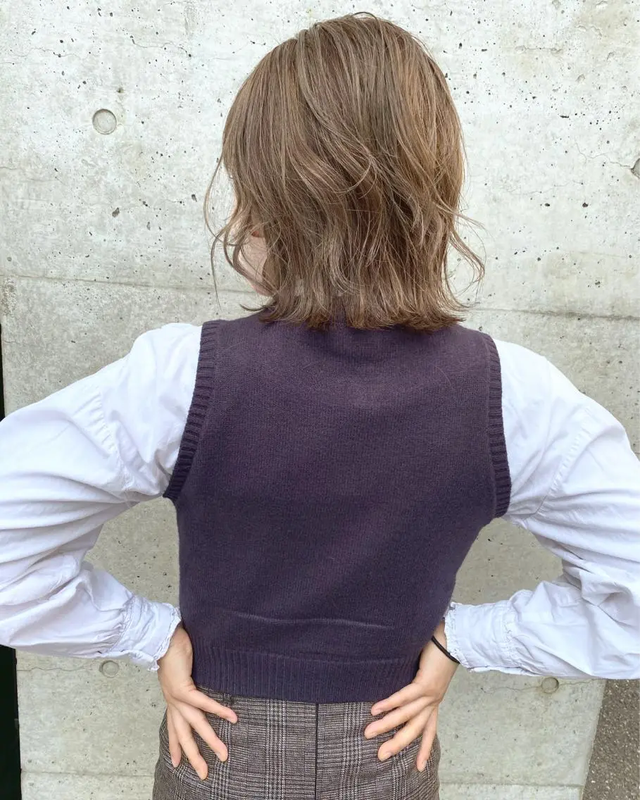 ミディアム カラー ヘアアレンジ ベージュカラー デザインカラー ハイトーンカラー ブリーチダブルカラー ハイライト/山本喜熙のヘアスタイル