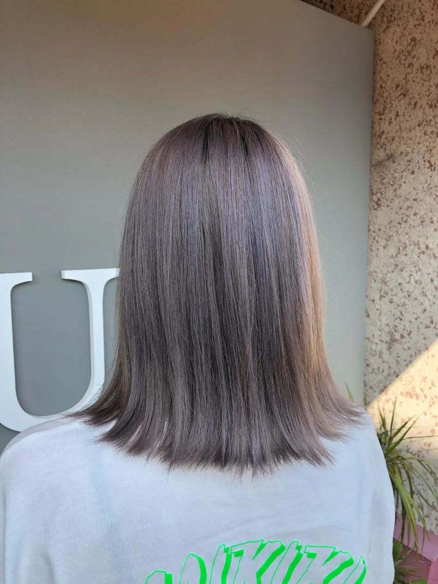 ミディアム カラー ヘアアレンジ ブリーチ ヘアカラー トリートメント 大塚 貴之のヘアスタイル