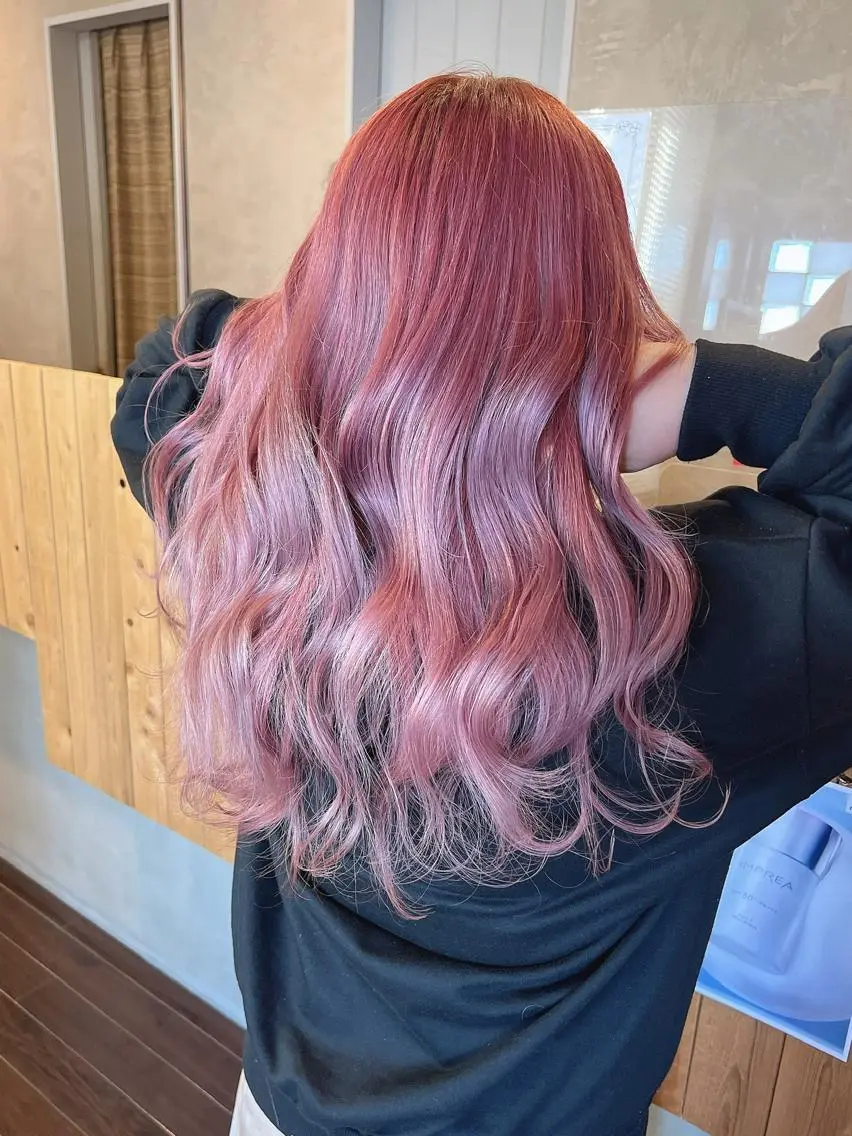 ロング ヘアカラー 具志 正太のヘアスタイル