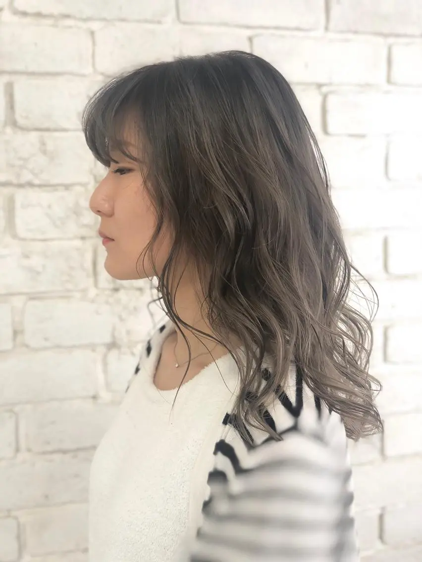 セミロング カラー イルミナカラー welring hair salonのヘアスタイル