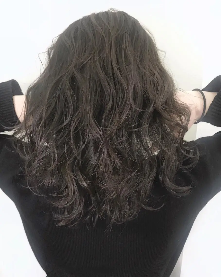 セミロング カラー メンズ縮毛矯正 細谷碧海のヘアスタイル