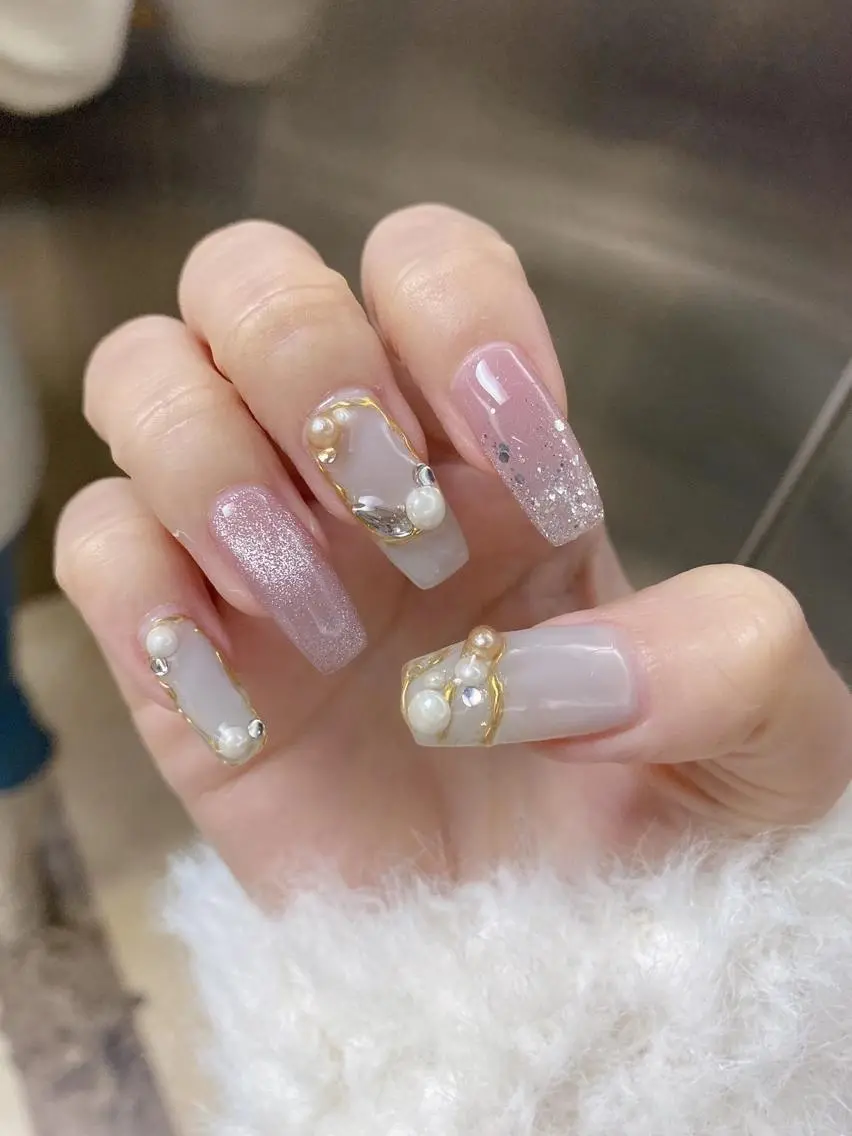 ネイル Tinaネイル 難波のネイルデザイン