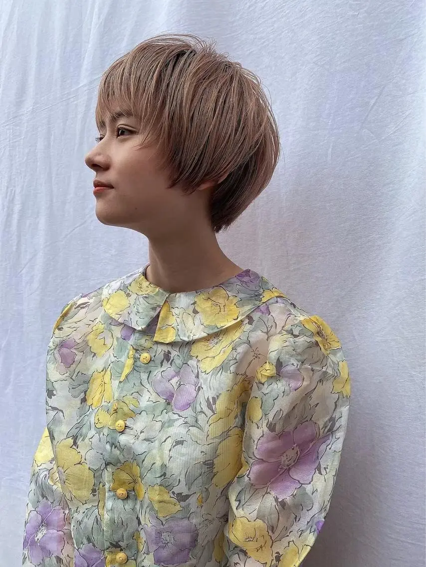 ショート カラー アイブロウ バレイヤージュ ブリーチ ケアブリーチ 透明感カラー デザインカラー 🔆韓国 norika🔆のヘアスタイル