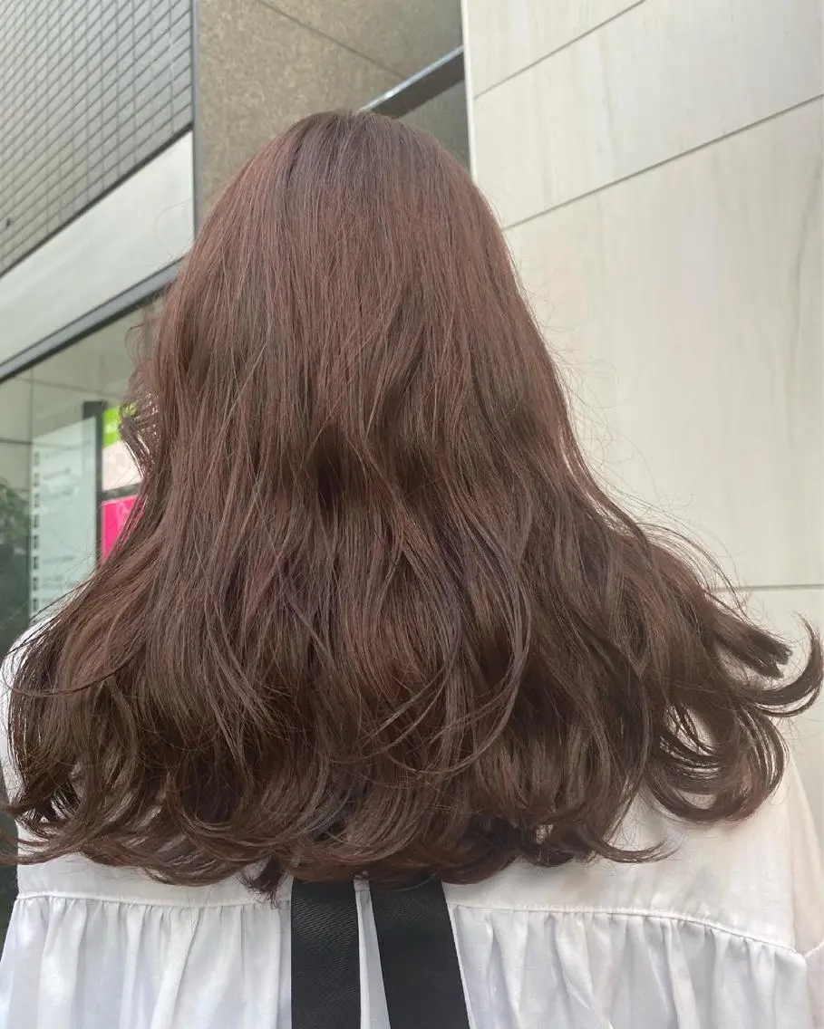 セミロング デザインカラー/ボブ ブリーチカラー/ユリのヘアスタイル