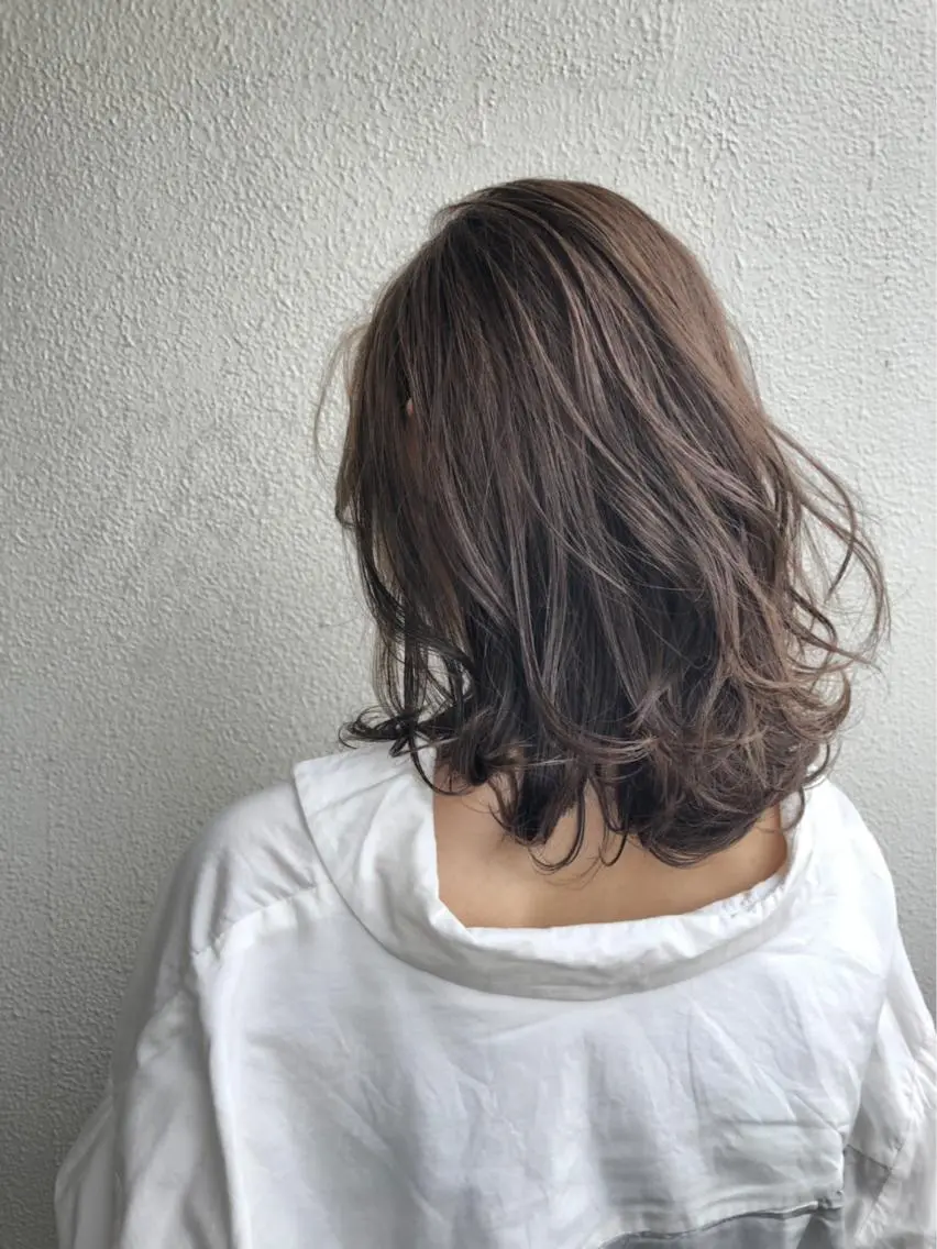 ミディアム カラー ヘアカラー トリートメント ヘッドスパ Nero✂︎ officialのヘアスタイル