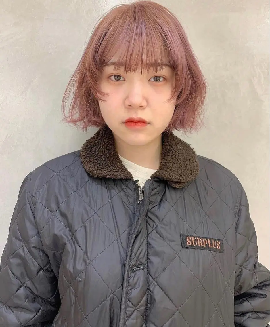 ショート カラー ブリーチ ケアブリーチ ダブルカラー 顔まわりレイヤー 顔周りカット 圧倒的デザイン力 店長🎨RENAのヘアスタイル