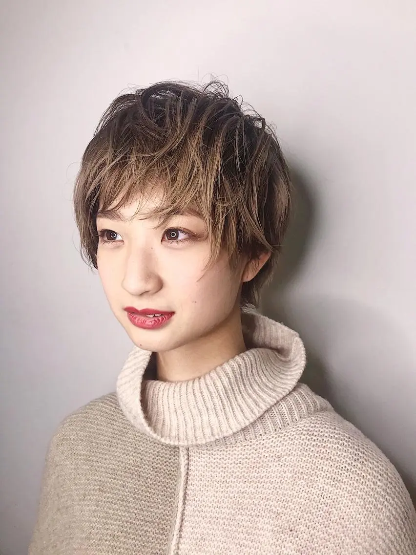 ショート カラー ハンサムショート ベージュカラー 透明感カラー ショートヘア 苅北 泰輔のヘアスタイル