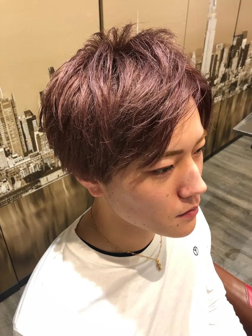 ショート カラー メンズ アッシュ ダブルカラー イルミナカラー ピンクカラー ピンクアッシュ メンズヘア特化 崎田 成人のヘアスタイル