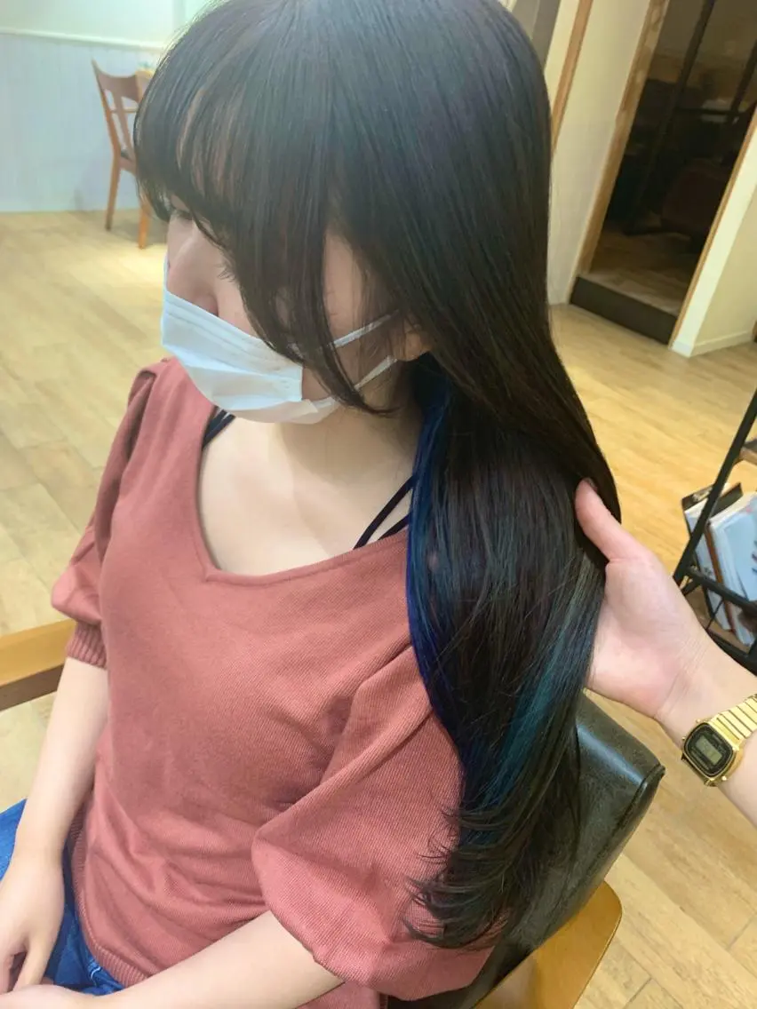 ロング カラー パーマ ヘアアレンジ メンズ キッズ ネイル マツエク・マツパ ヘアカラー レイヤーカット／ 巻ける縮毛矯正のヘアスタイル