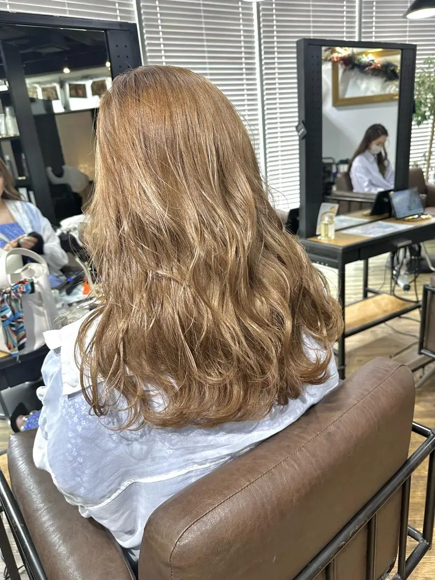 ミディアム カラー ベージュカラー グレージュ ラベンダーカラー ラベンダーグレージュ ラベンダーグレー カット ヘアカラー トリートメント ARCANAブリーチ ダブルカラー🌟原宿のヘアスタイル
