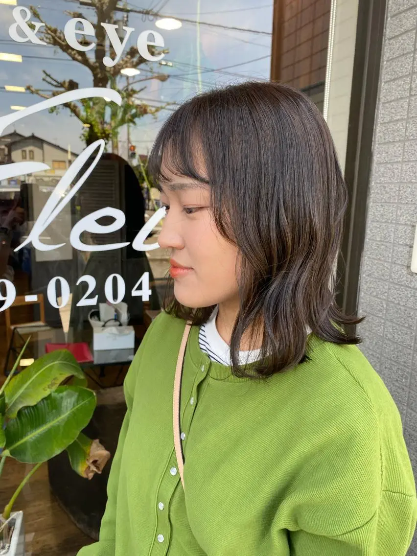 ミディアム 立野 希沙のヘアスタイル