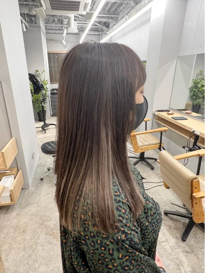 ロング カラー ベージュカラー インナーカラー 代表 YUKI ☆のヘアスタイル