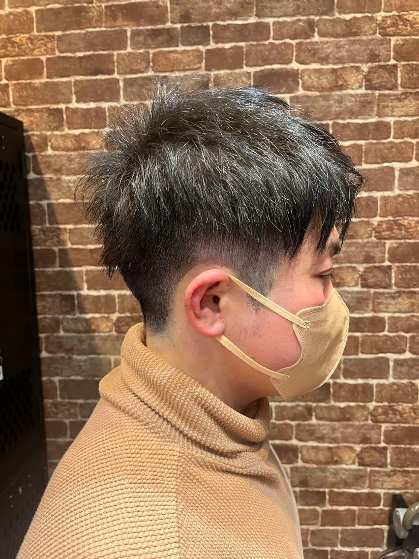 ショート カラー パーマ ヘアアレンジ メンズ キッズ ネイル マツエク・マツパ アイブロウ メンズブリーチ メンズハイライト メンズインナーカラー メンズ韓国風 ブリーチ 久木原 ゆりのヘアスタイル