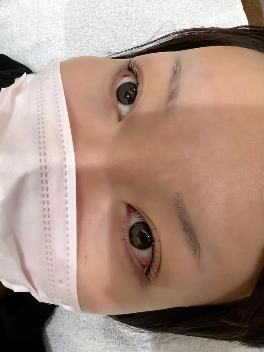 マツエク・マツパ 町田 春菜のヘアスタイル