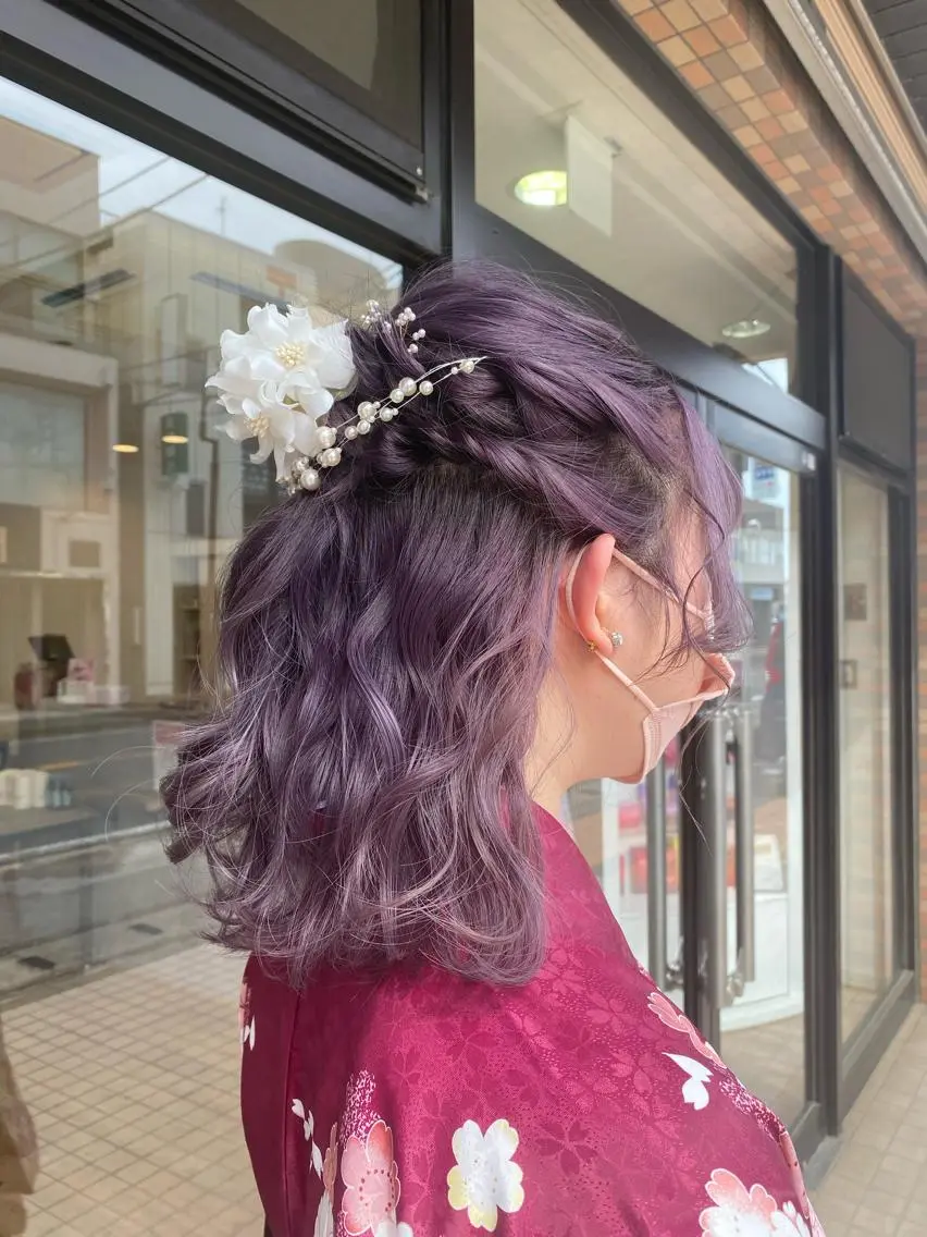 ロング ヘアアレンジ 成人式 卒業式のヘアスタイル 千葉ハイトーンカラー KASUMIのヘアスタイル