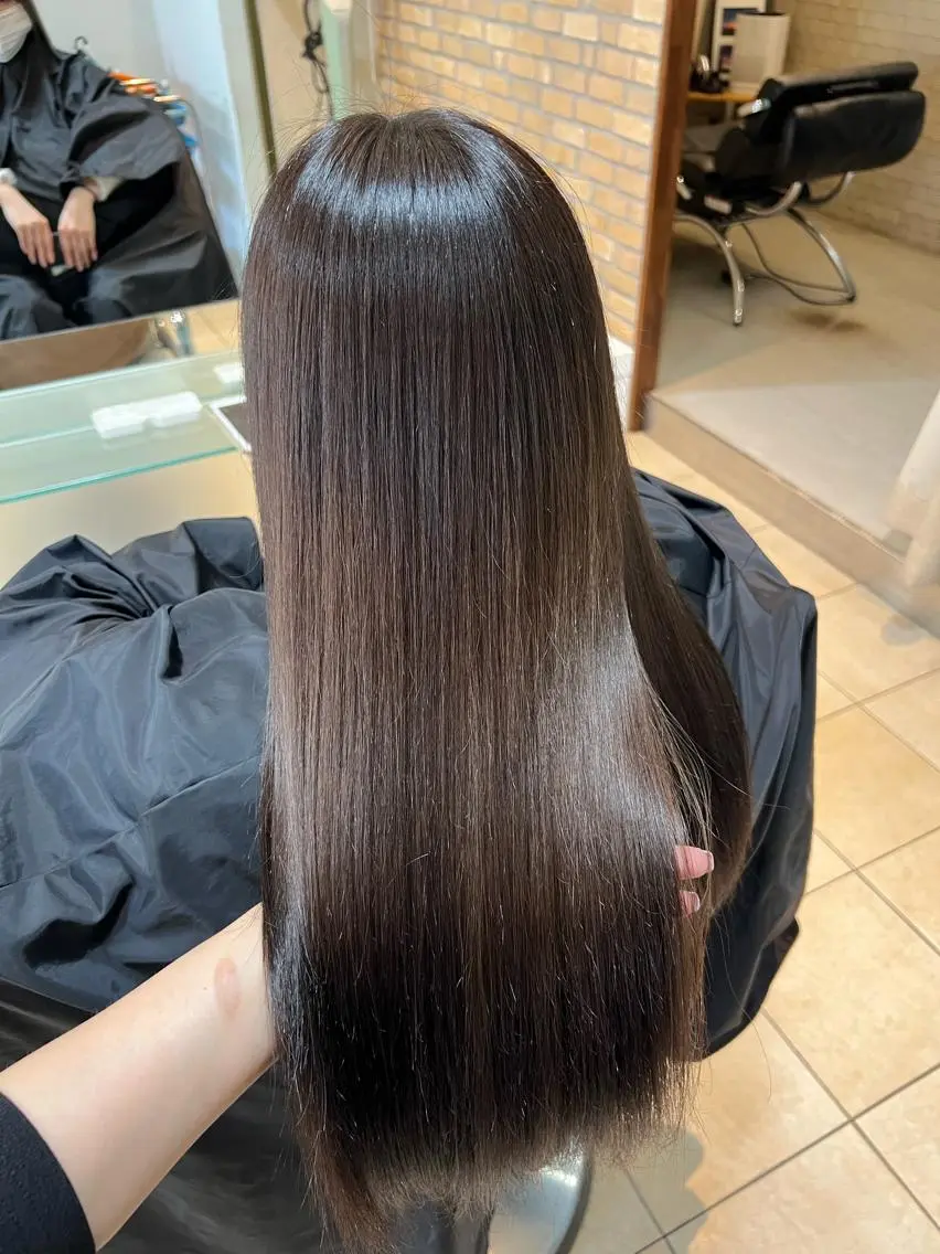ロング カラー グレージュ カット 縮毛矯正 トリートメント 竹添 有梨沙のヘアスタイル