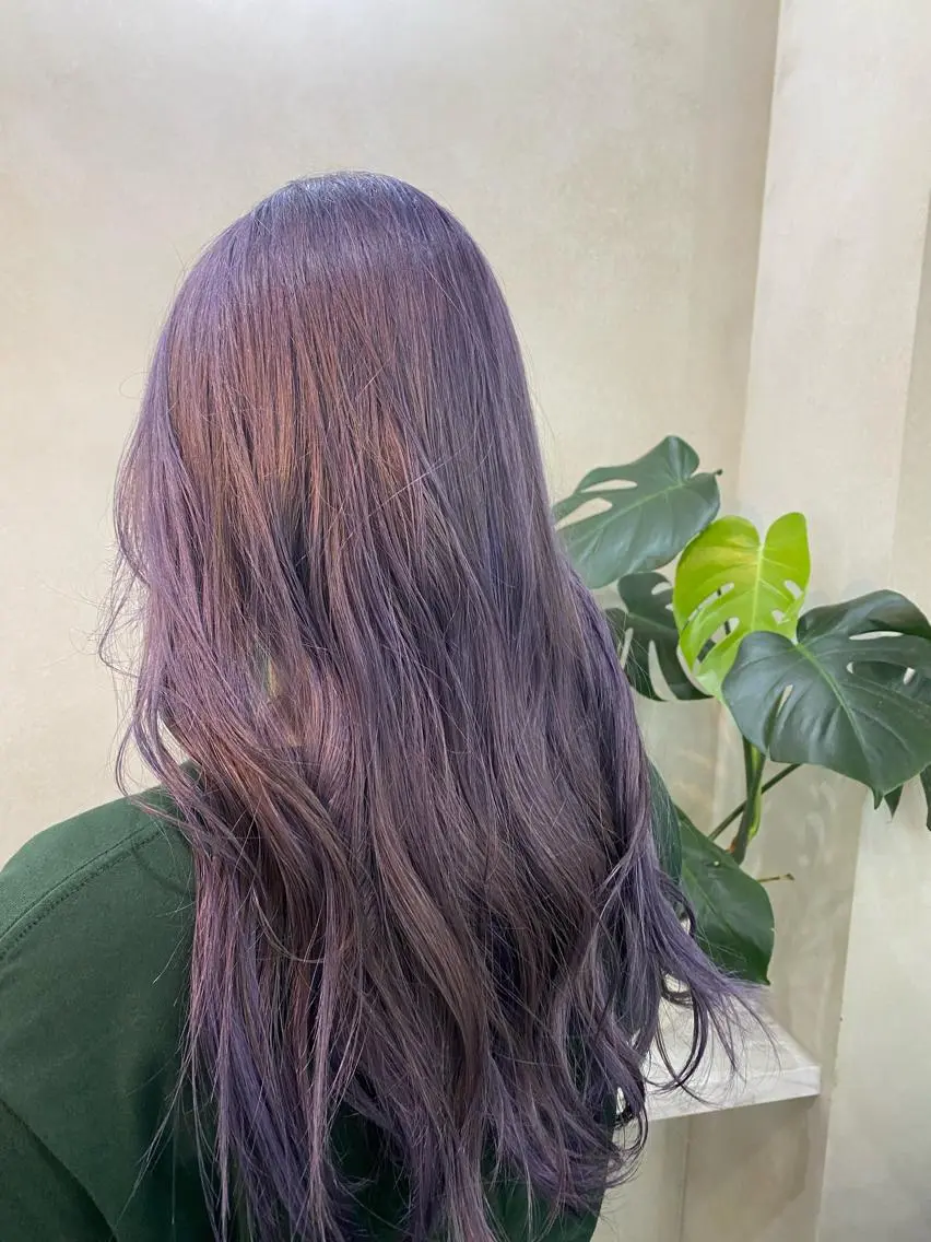 ロング カラー 内海 凜香のヘアスタイル