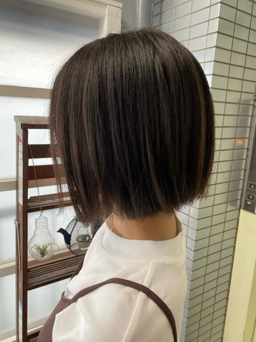 ミディアム カット トリートメント 村上 真依子のヘアスタイル