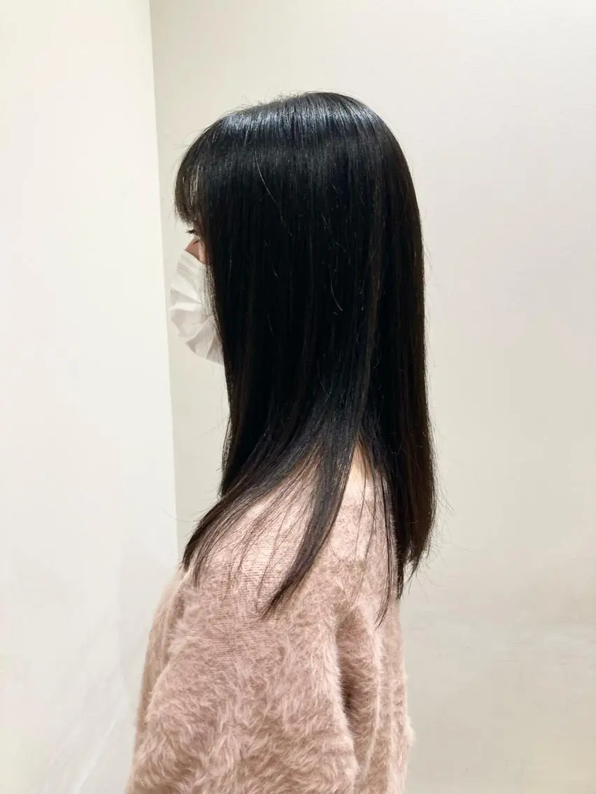 ロング レイヤーカット カット 折本 沙織のヘアスタイル