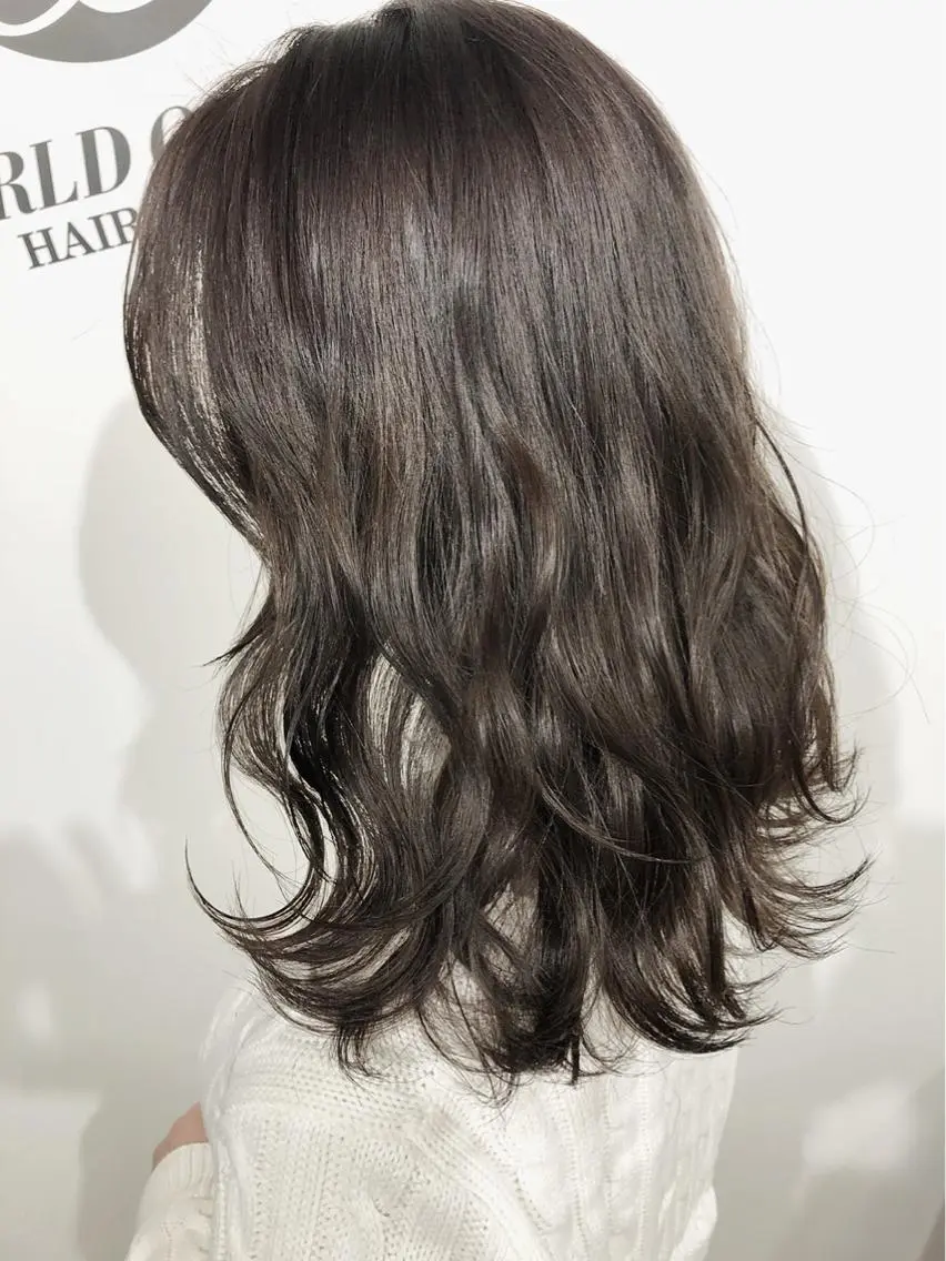 カラー ハイライトカラー イルミナカラー 夜23時まで予約🉑 reverieあきらのヘアスタイル