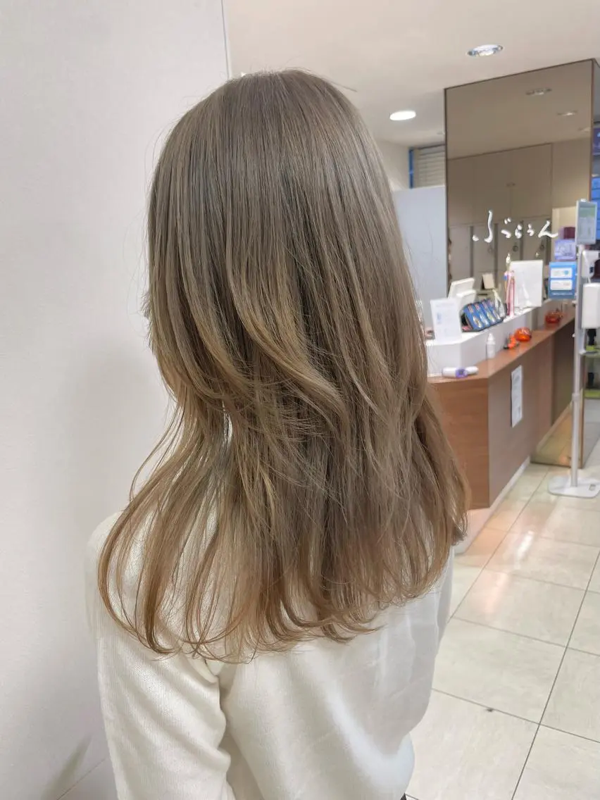 ロング カラー ヘアアレンジ ヘアカラー トリートメント 【Sweep】おじま のぞみのヘアスタイル