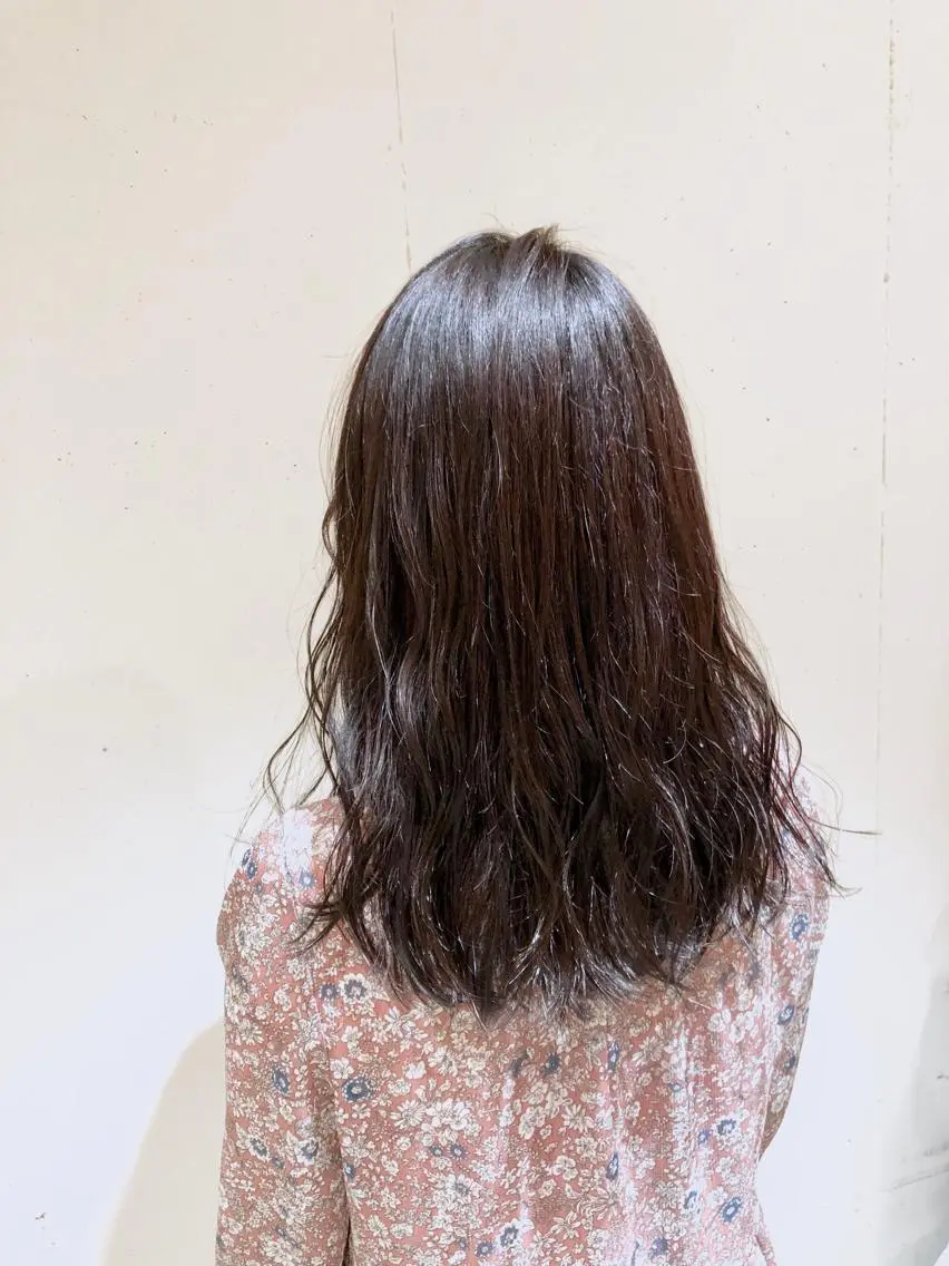 ミディアム カラー パーマ ヘアアレンジ ベージュカラー ブリーチ 透明感カラー グラデーションカラー ハイライトカラー 【ツヤ髪美容師】 ツダケイスケのヘアスタイル