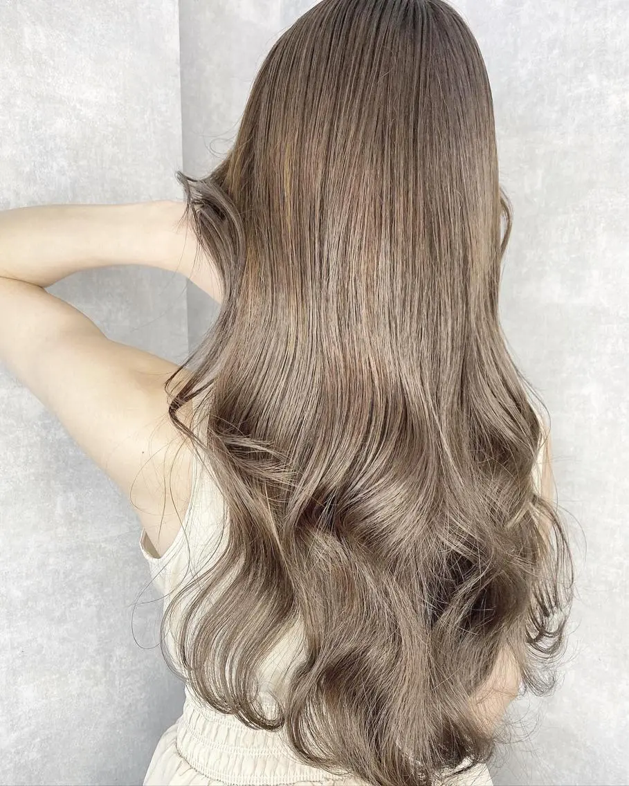 ロング カラー カット ヘアカラー トリートメント 顔まわりレイヤー× 韓国ヘアオタベシンヤのヘアスタイル