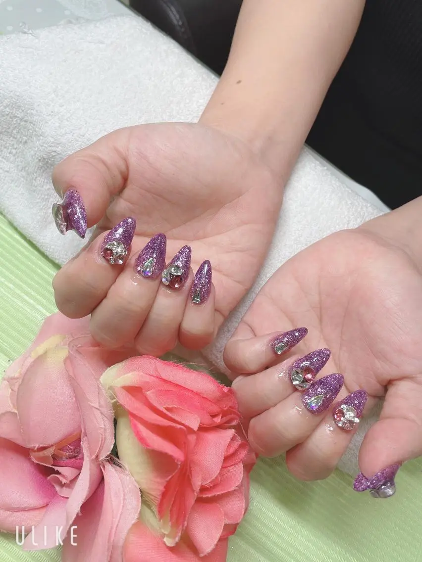 ミディアム ネイル ハンドネイル 《LB》ラブリエ Nail&eyeのマツエク・マツパデザイン