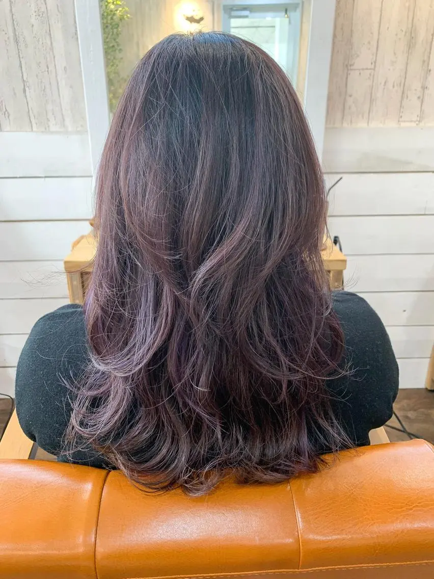 ロング パープルカラー ハイライト 大人の似合わせカット 髪質改善 ASUKAのヘアスタイル
