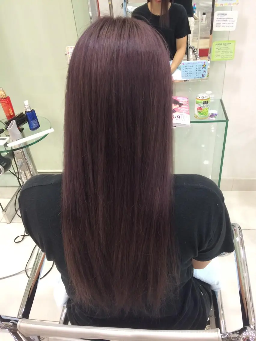 ロング カラー アッシュ パープルカラー パープルアッシュ ヘアカラー トリートメント 得能 雅人のヘアスタイル
