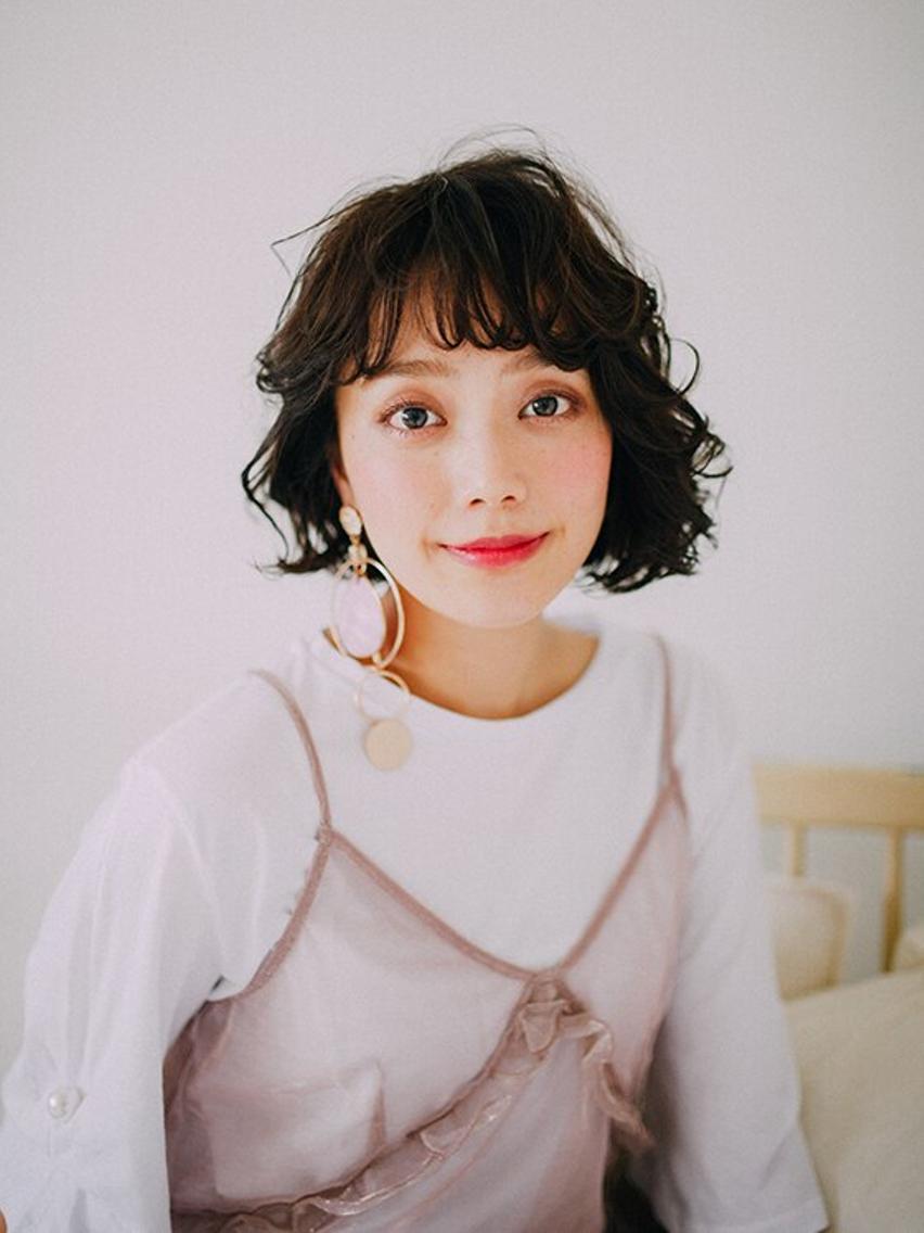 ミディアム カラー パーマ 透明感カラー イルミナカラー トップスタイリスト ✨KIRIKA中野✨のヘアスタイル
