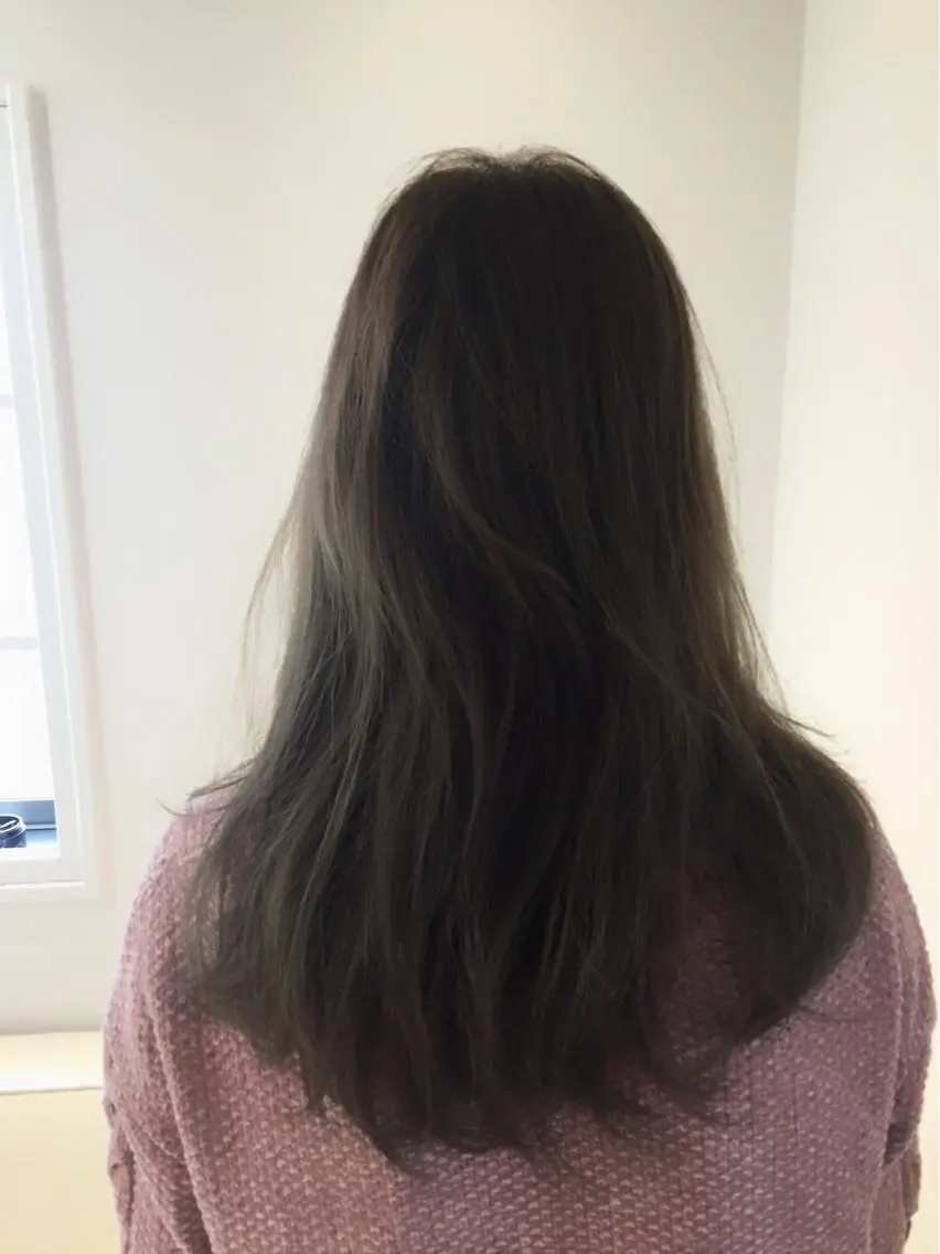 ロング カラー パーマ ヘアアレンジ アッシュ ベージュカラー イルミナカラー カット ヘアカラー トリートメント ヘアセット ✨ハイクオリティ✨ 山本香也のヘアスタイル