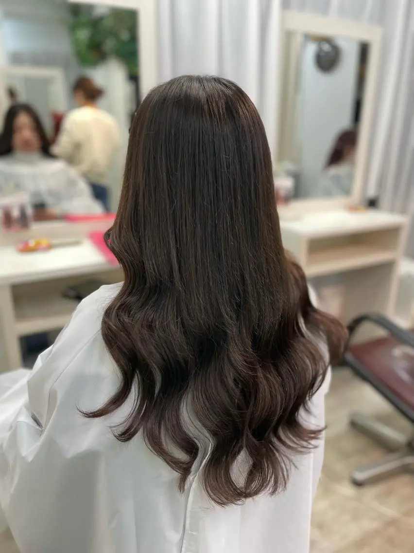 ロング カラー カット ヘアカラー エクステ ヘアセット 韓国ヘア🤍髪質改善 🇰🇷AKANEのヘアスタイル