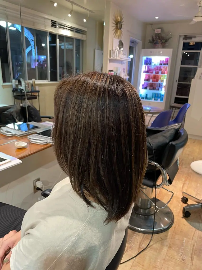 ミディアム ミディアムパーマ アッシュ アッシュグレー 韓国風カラー ハイライト ヘアカラー 竹内 宏法のヘアスタイル