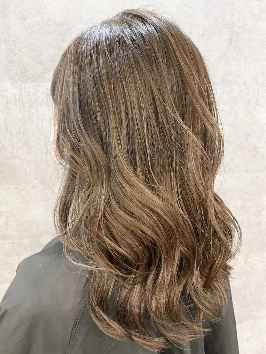 セミロング ヘアカラー トリートメント KYOKO 【Bear】のヘアスタイル