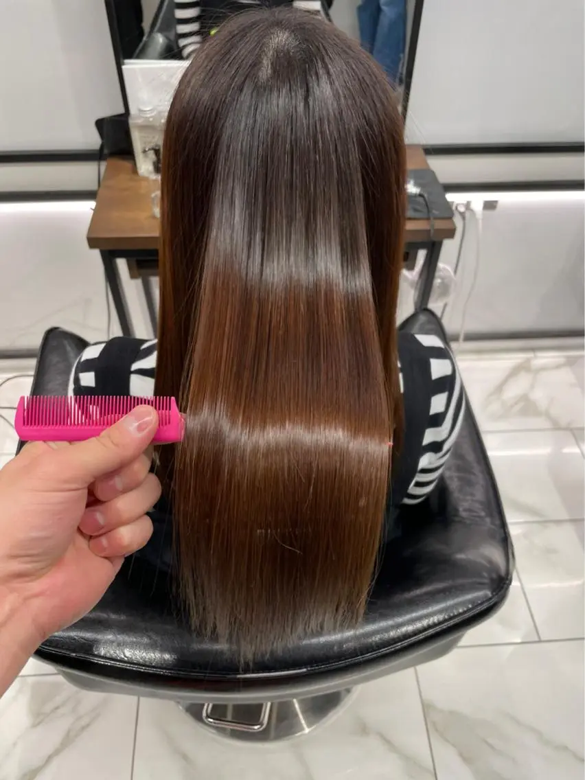 縮毛矯正 トリートメント レイヤーカット 早崎太生のヘアスタイル