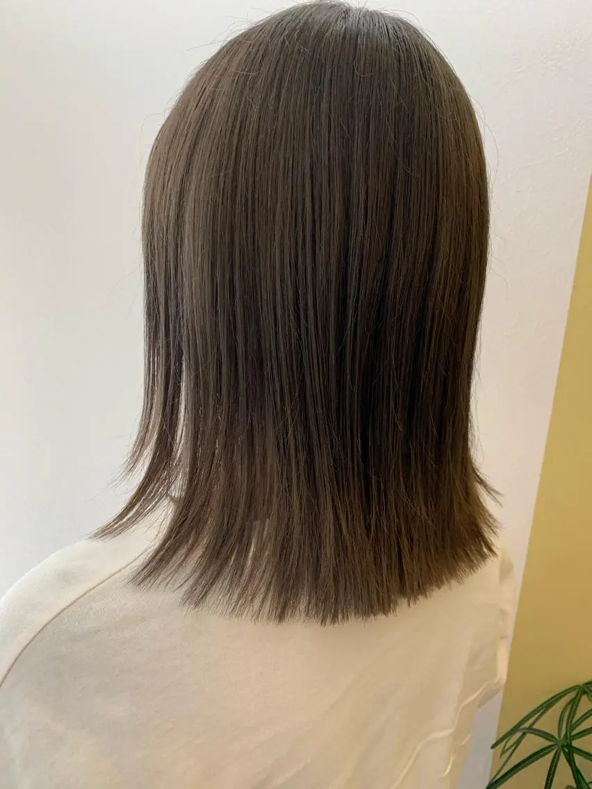 ミディアム カラー ブリーチ 透明感カラー グレージュ カット ヘアカラー トリートメント hubhair レイヤー/透明感のヘアスタイル