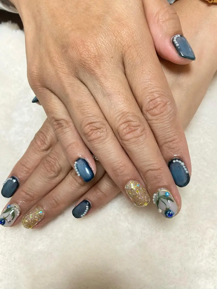 ネイル ブルー グラデーション ネイビー ハンドネイル 大和田 美貴のネイルデザイン