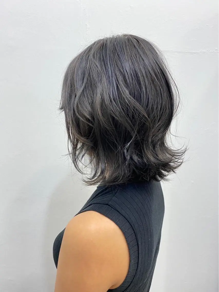 ミディアム カット ヘアカラー ハイライト&曲がる 縮毛矯正特化 玉置のヘアスタイル