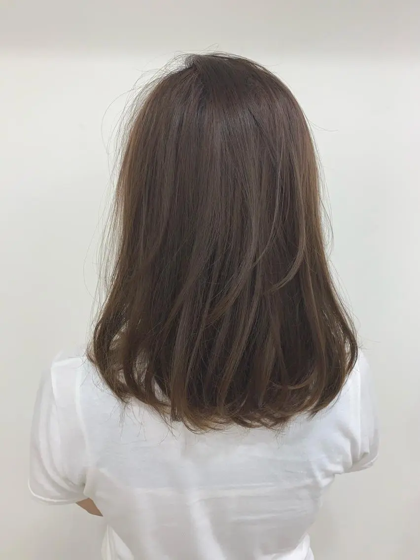 ミディアム ハイライト 心斎橋/海外レイヤー 募集中三好玲奈のヘアスタイル