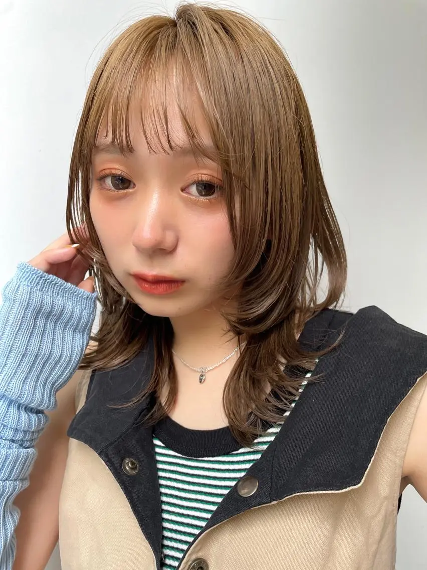セミロング カラー カット ヘアカラー 梅田美容室 山崎海波のヘアスタイル