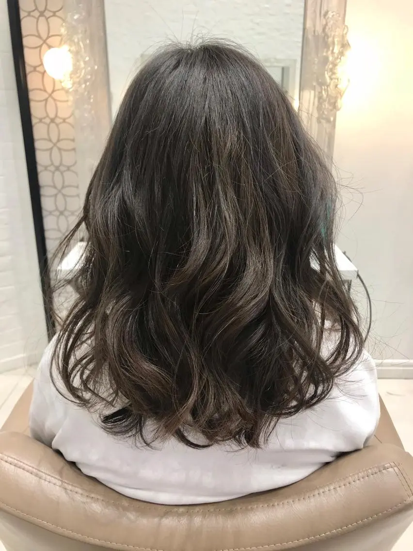 セミロング カラー ハイライトカラー ハイライト ヘアカラー ショート、ボブ/ 川鍋薫のヘアスタイル