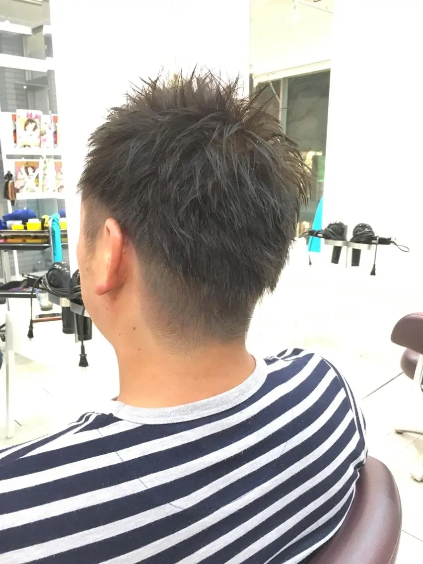ショート カラー メンズ アッシュ 中村 よしひでのヘアスタイル