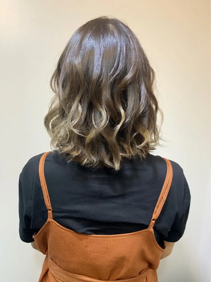 ミディアム natsu fujinoのヘアスタイル