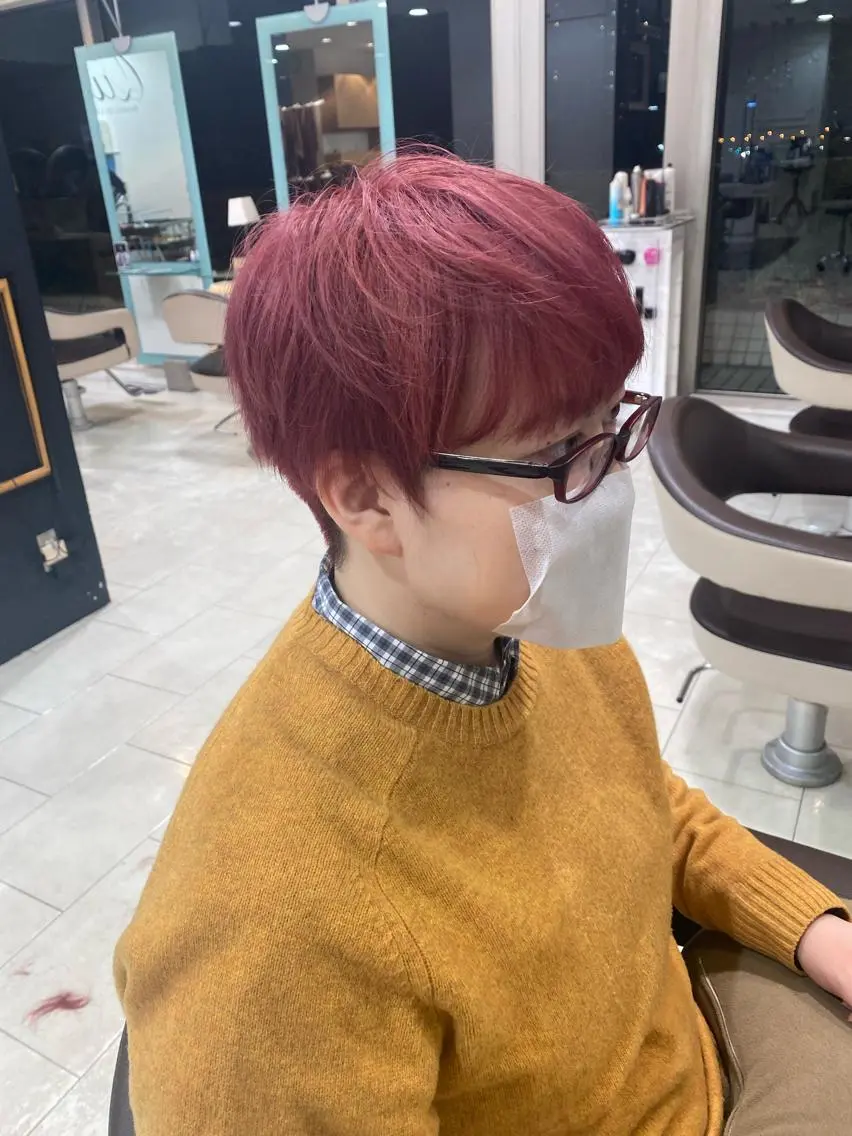 ショート カラー 透明感カラー オリーブカラー 縮毛矯正 N°jemica 🫧REIKA🫧のヘアスタイル