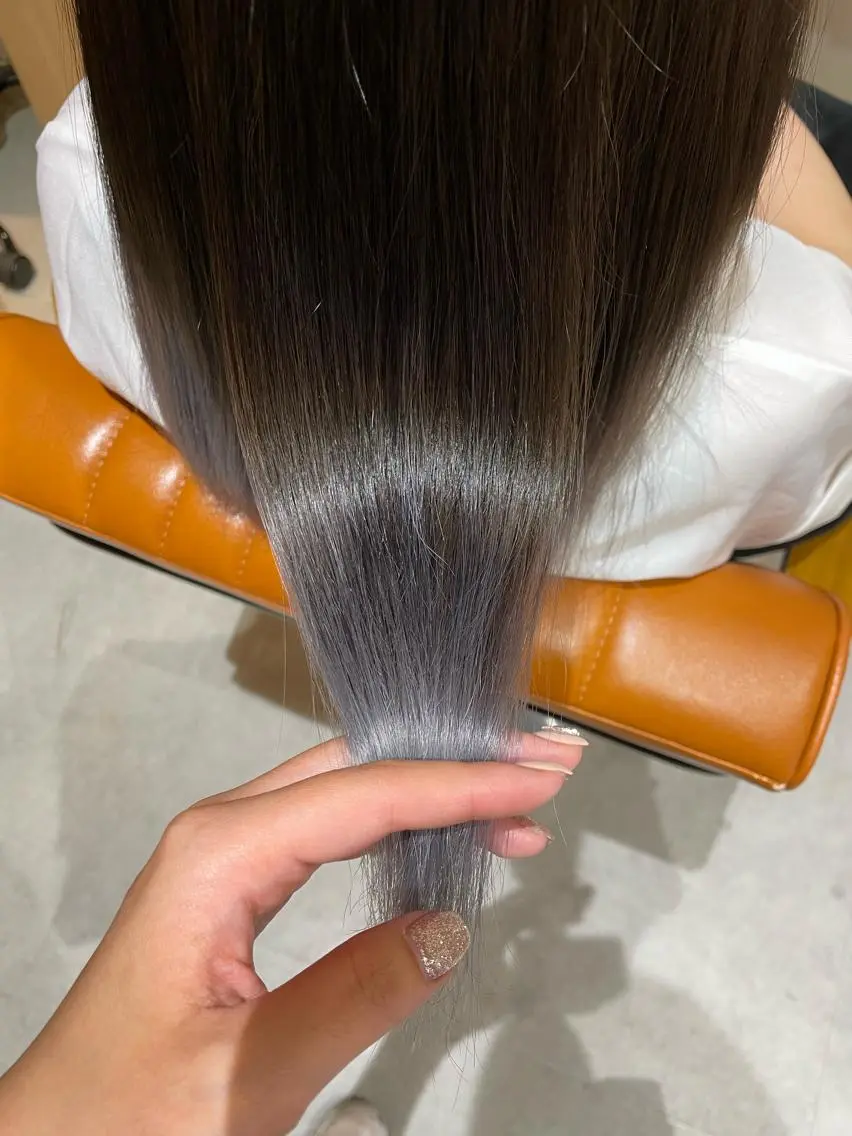 セミロング ヘアカラー 中田 サヤカのヘアスタイル