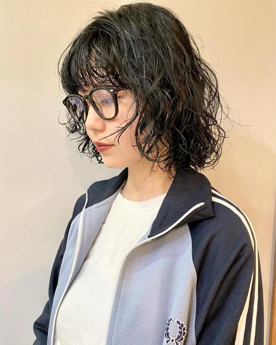ミディアム パーマ ボブ ウルフカット ショート& パーマ　坂本のヘアスタイル
