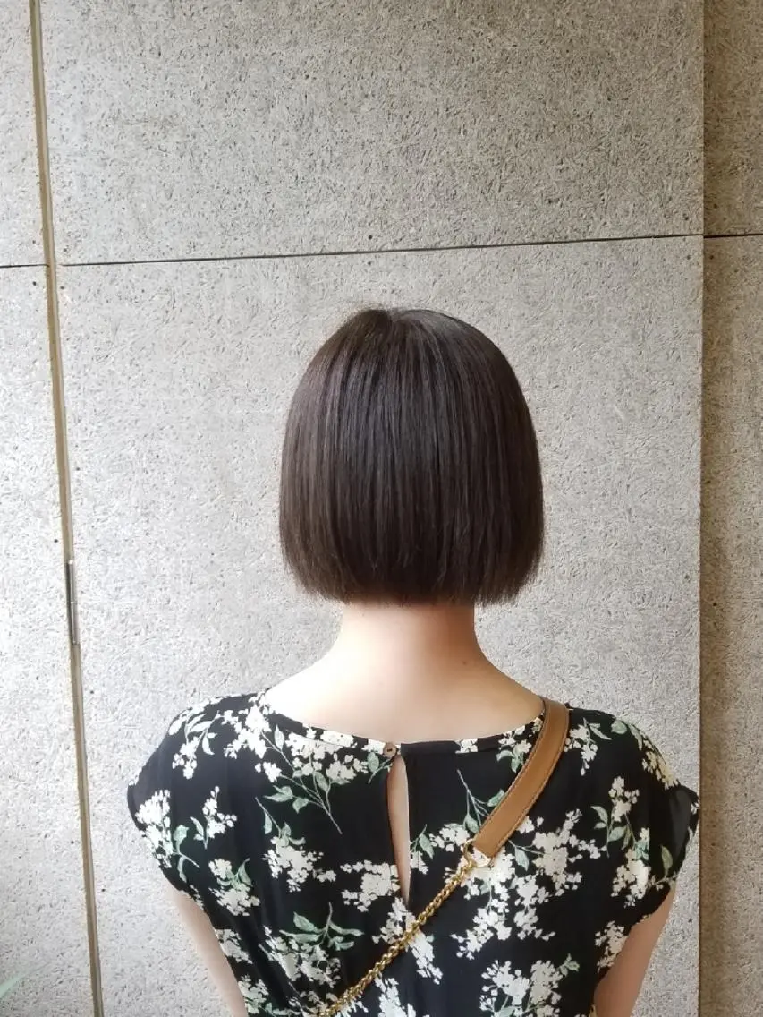 ショート カラー グレージュ オリーブグレージュ オリーブグレー ヘアカラー 🌿赤み消し/ 艶カラー落合　優🌿のヘアスタイル