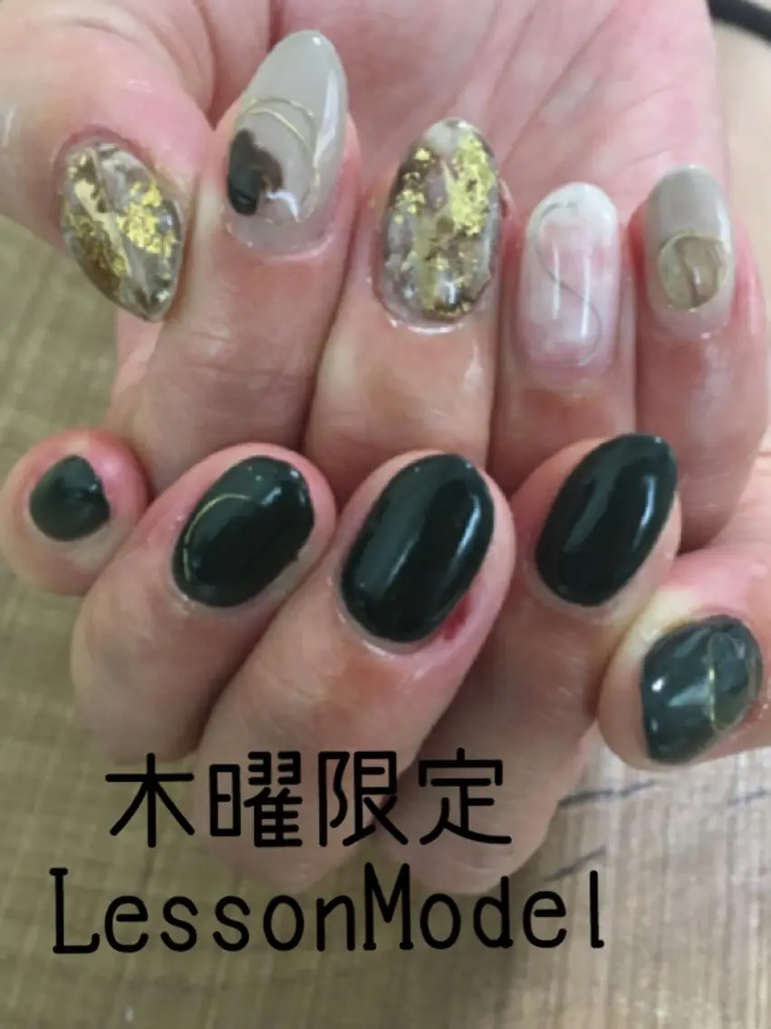 ネイル ツメトマツゲ .のネイルデザイン