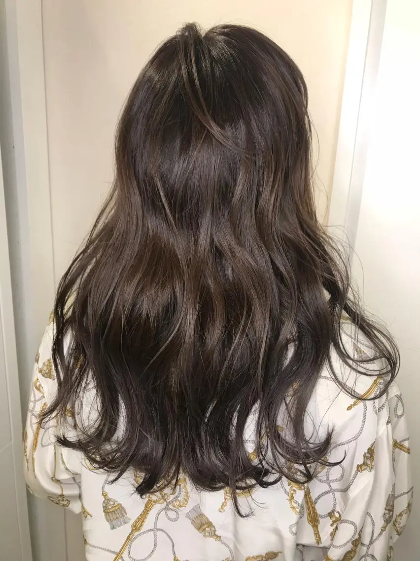 ロング カラー ヘアカラー トリートメント 寺山 佳貴のヘアスタイル